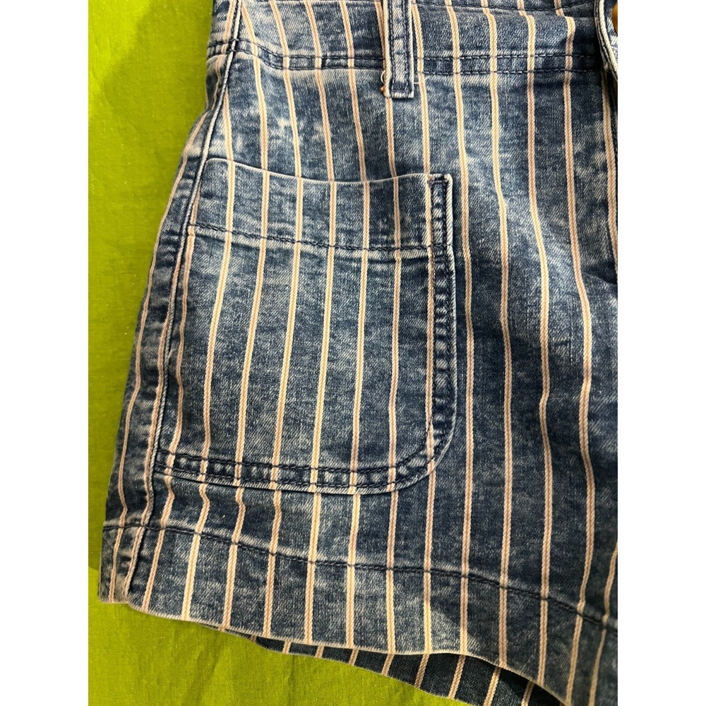 American Eagle Shorts Women's Size 00 Hi-Rise Blue White Peach/Tan Stripe Shorts - Picture 2 of 12